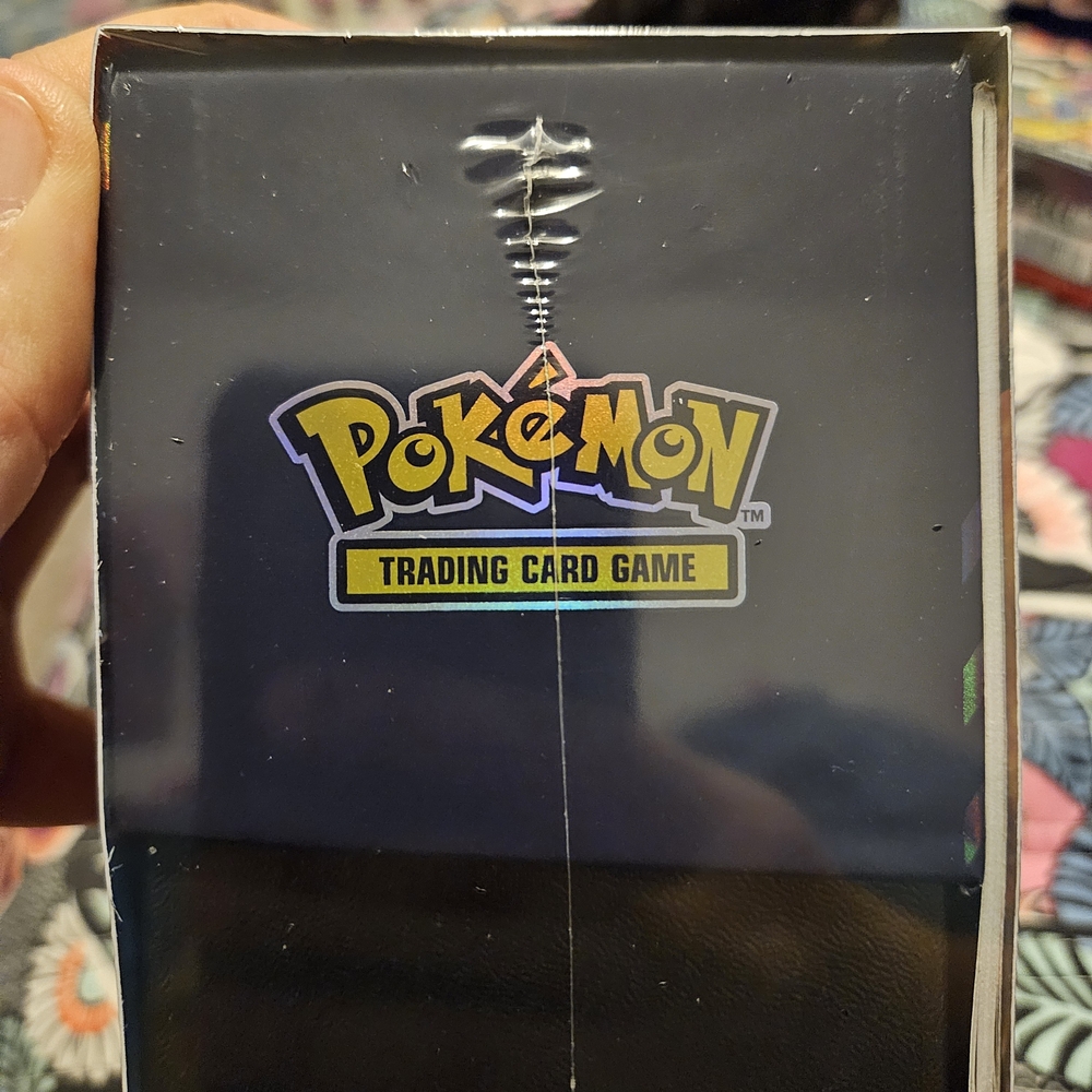 Pokémon Scarlet & Violet Surging Sparks Elite Trainer Box - Brand New Sealed Box - Picture 4 of 6